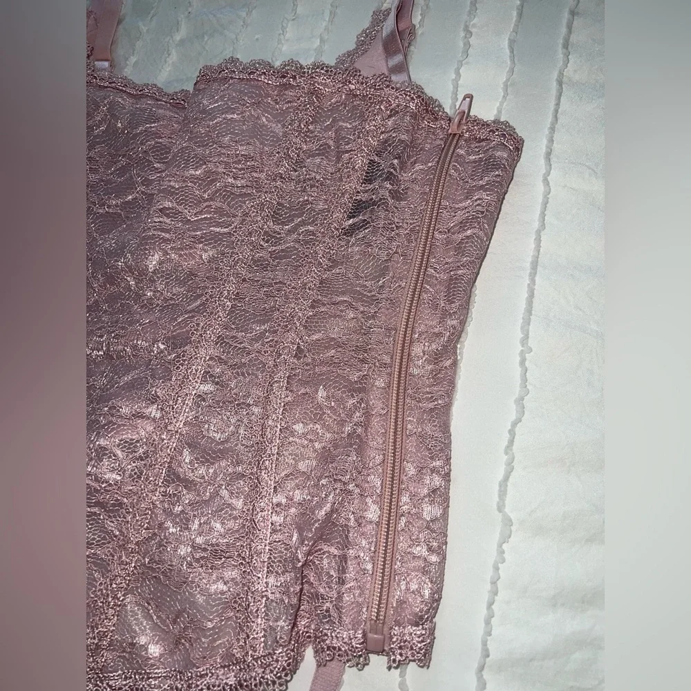 NWOT Adore Me Pink Lace Bustier set - Picture 8 of 11
